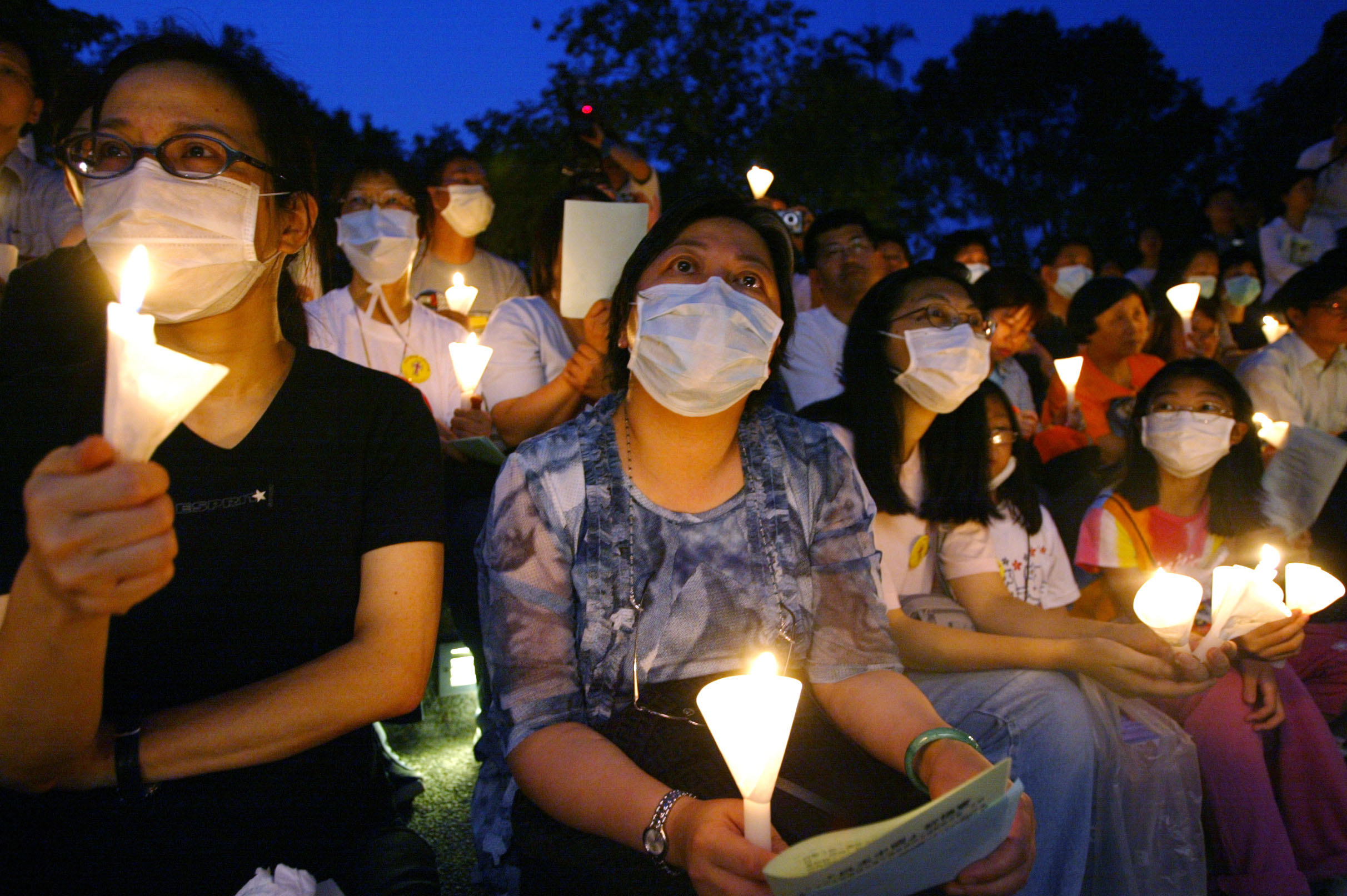 „Netizens“ for democracy! Internet-citizens in South Korea and China